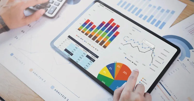 Image, photo de graphiques, des statistiques, des courbes symbolisant une étude de marché.